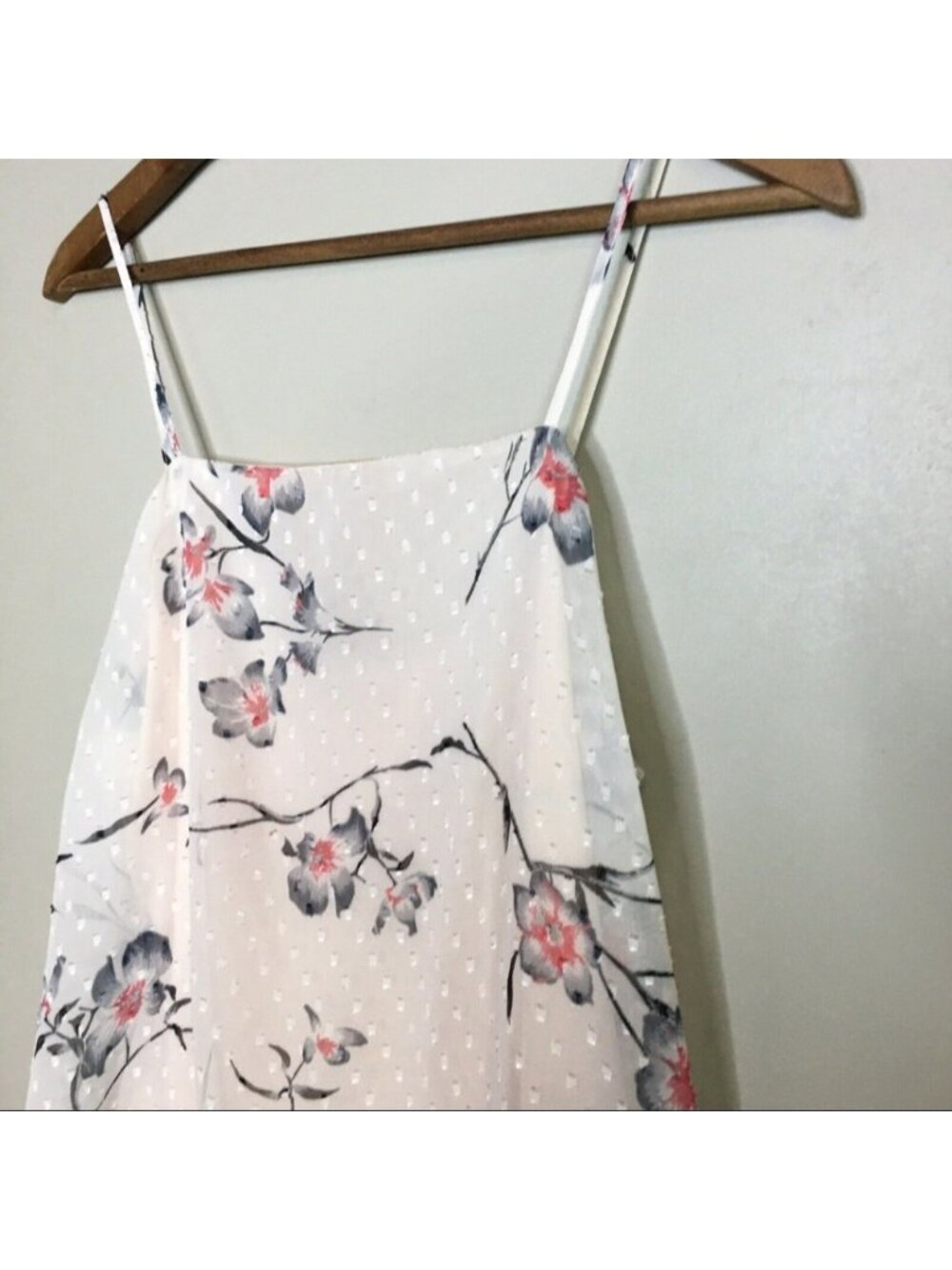 Floral Top - Picture 4 of 7